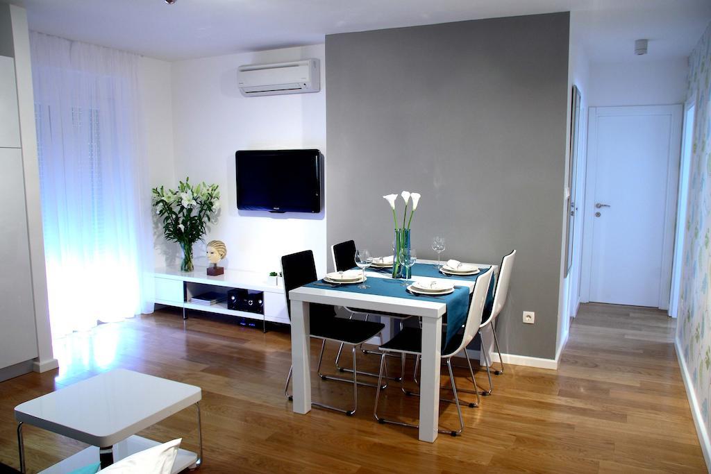 Apartment Akvarel Spalato Esterno foto